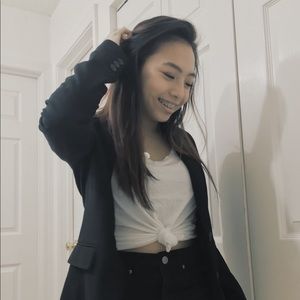 Meet your Posher, Tien